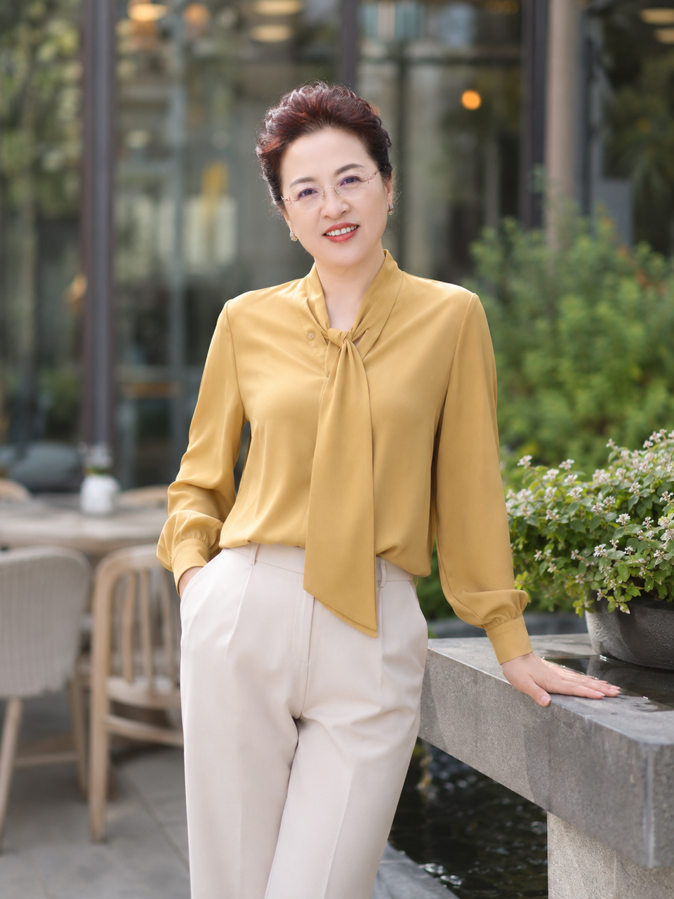 老花眼看表情包都费劲?换超视立眼镜后终于清楚了