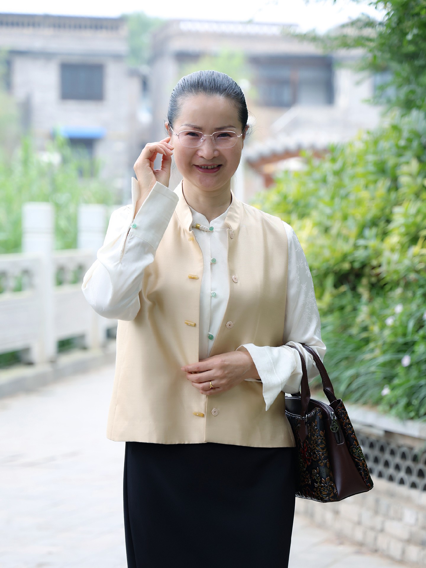 老花镜怎么选？第一次配镜心得