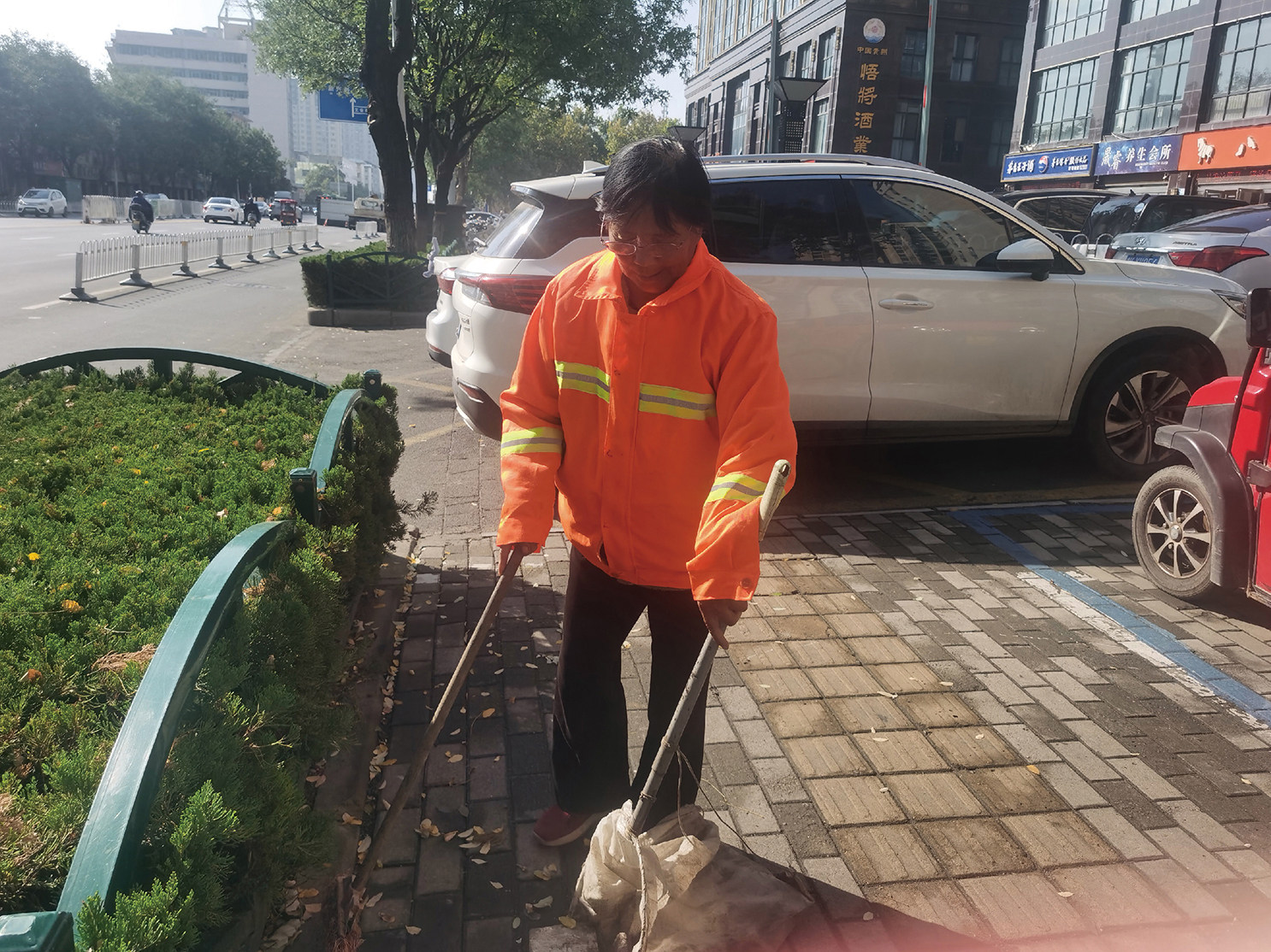 许昌超视立:多重困扰不愁,一副眼镜竟全搞定